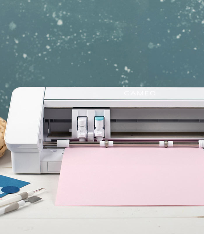 Silhouette Cameo 4, Profesionalni hobby cutter